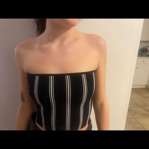 Cute top from aritizia!